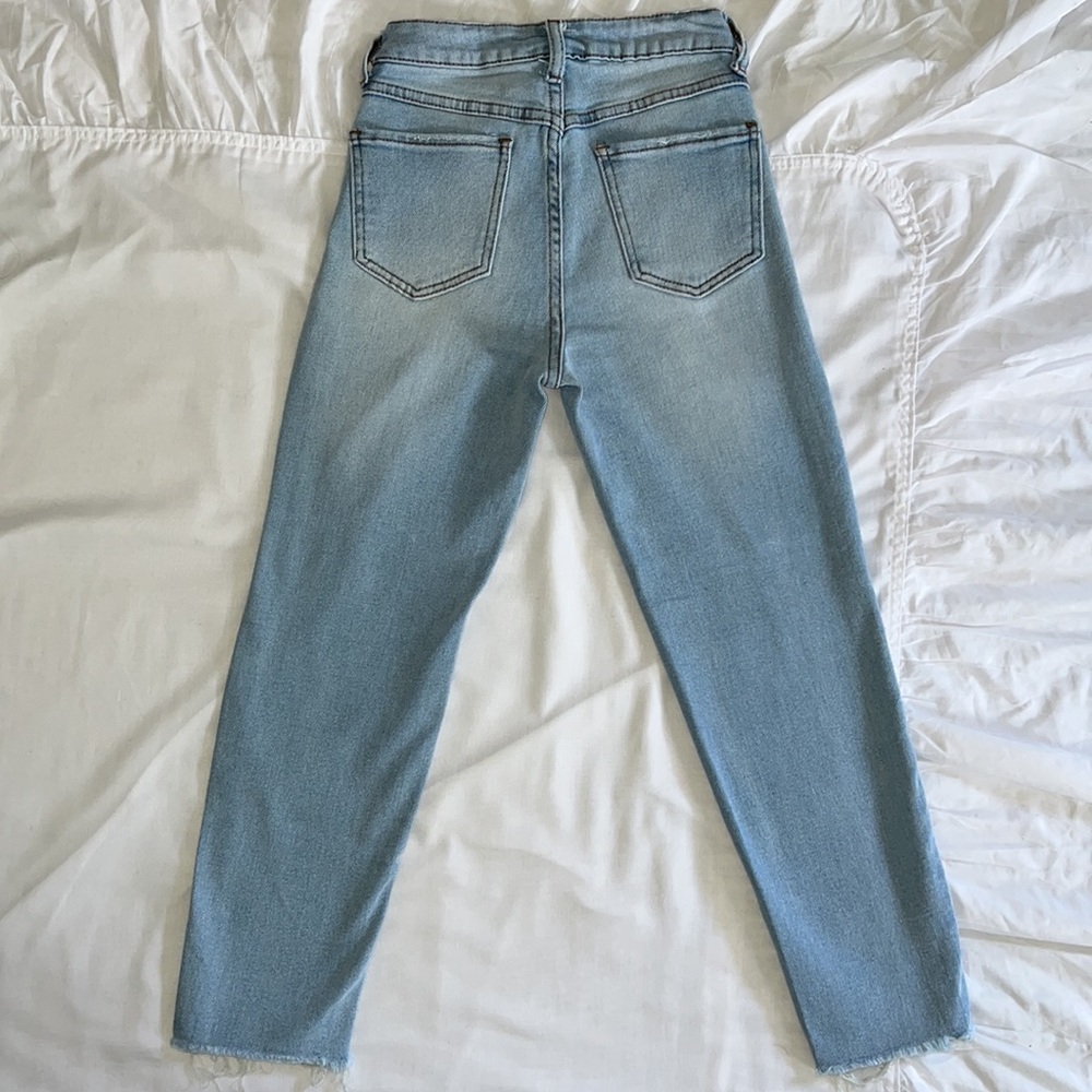 Mom High Rise Jeans - Picture 5 of 9